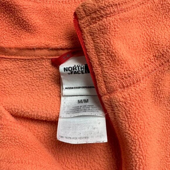 The North Face Women’s Pullover Fleece Coral Pink - Picture 3 of 3